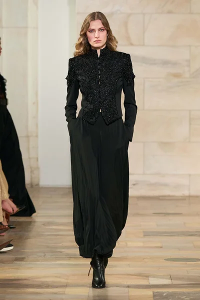 Look 42